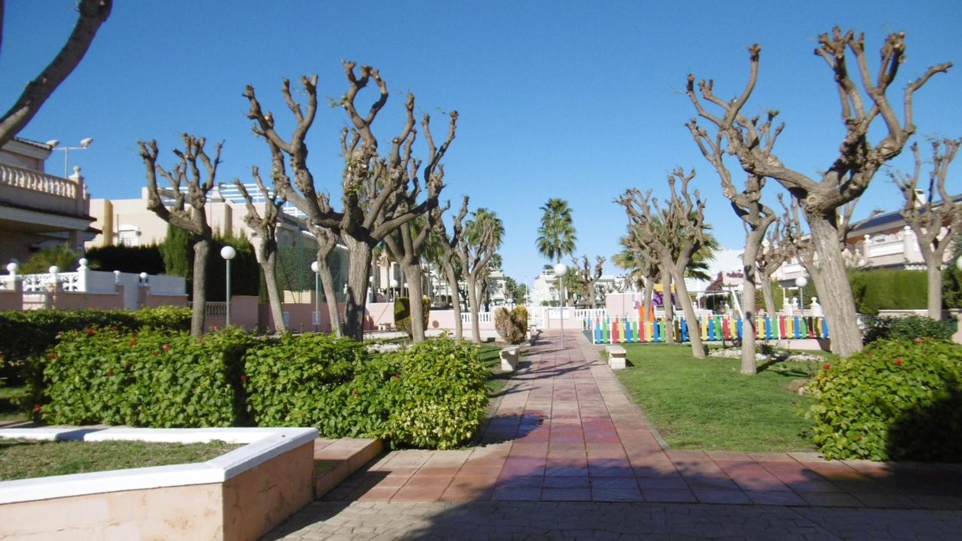 Gran Alicante Bungalow In Beach Resort Puerto Marino Екстериор снимка