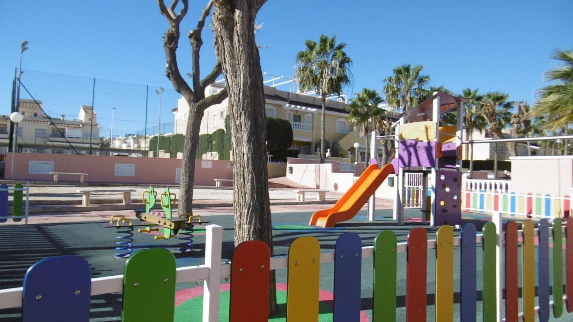 Gran Alicante Bungalow In Beach Resort Puerto Marino Екстериор снимка