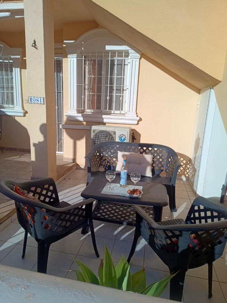 Gran Alicante Bungalow In Beach Resort Puerto Marino Екстериор снимка